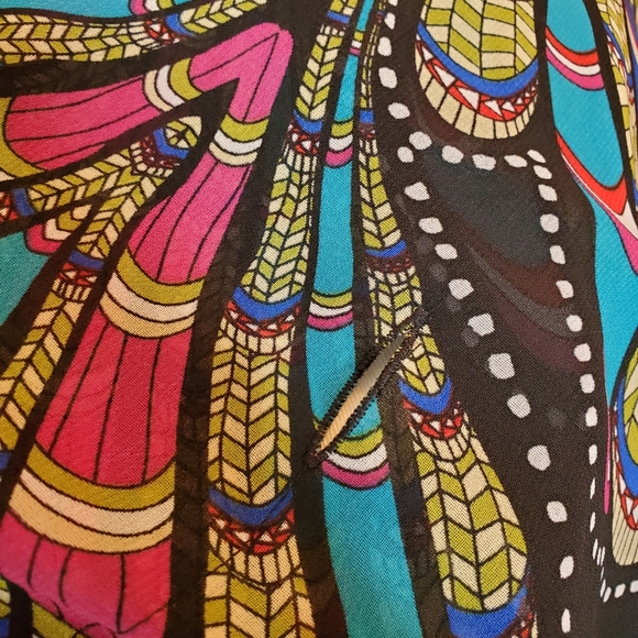 NICOLE BY NICOLE MILLER | Batwing Sleeve Top - Picture 6 of 7